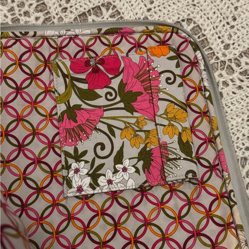 Vera Bradley Padded Laptop Protector Travel Case Inner Pocket Floral Flowers